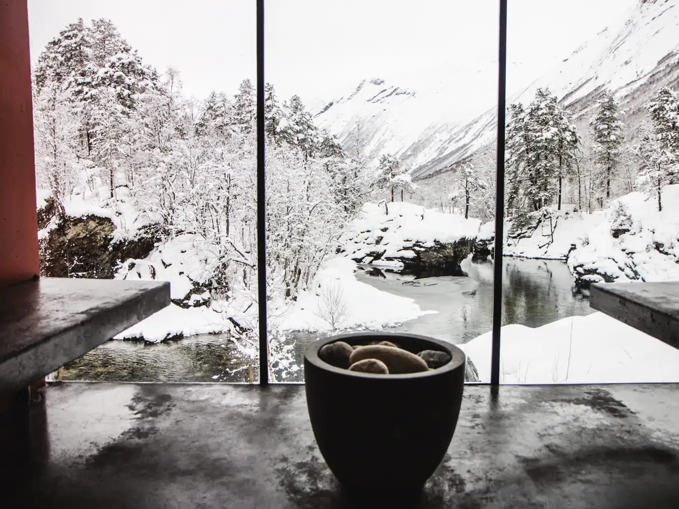 Juvet Landscape Hotel Sauna in winter